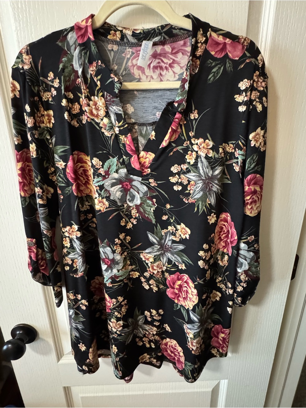 Paisley Grace Floral Notch Neck Tunic Top 3/4 Sleeve Roll Tab